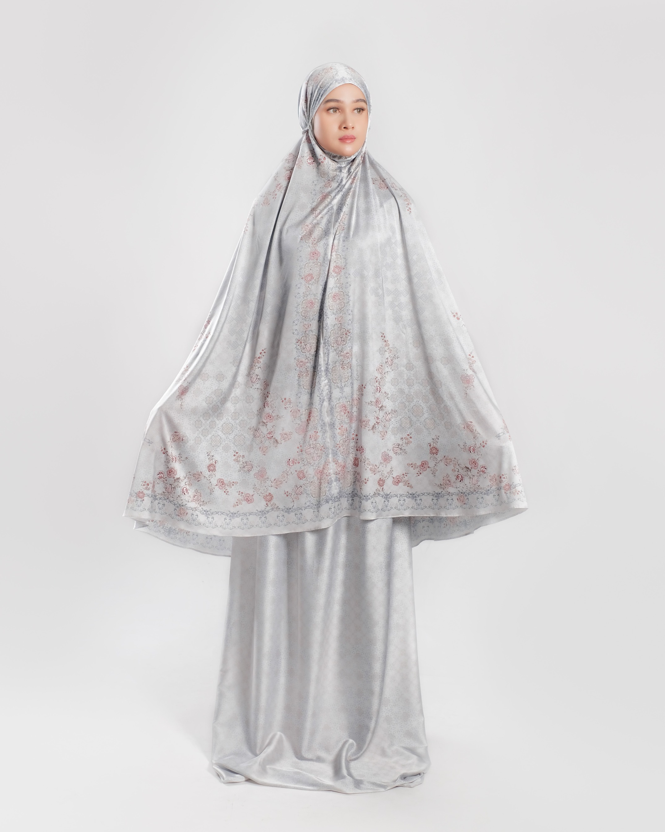 Riri Grey - Adult Prayer Robe
