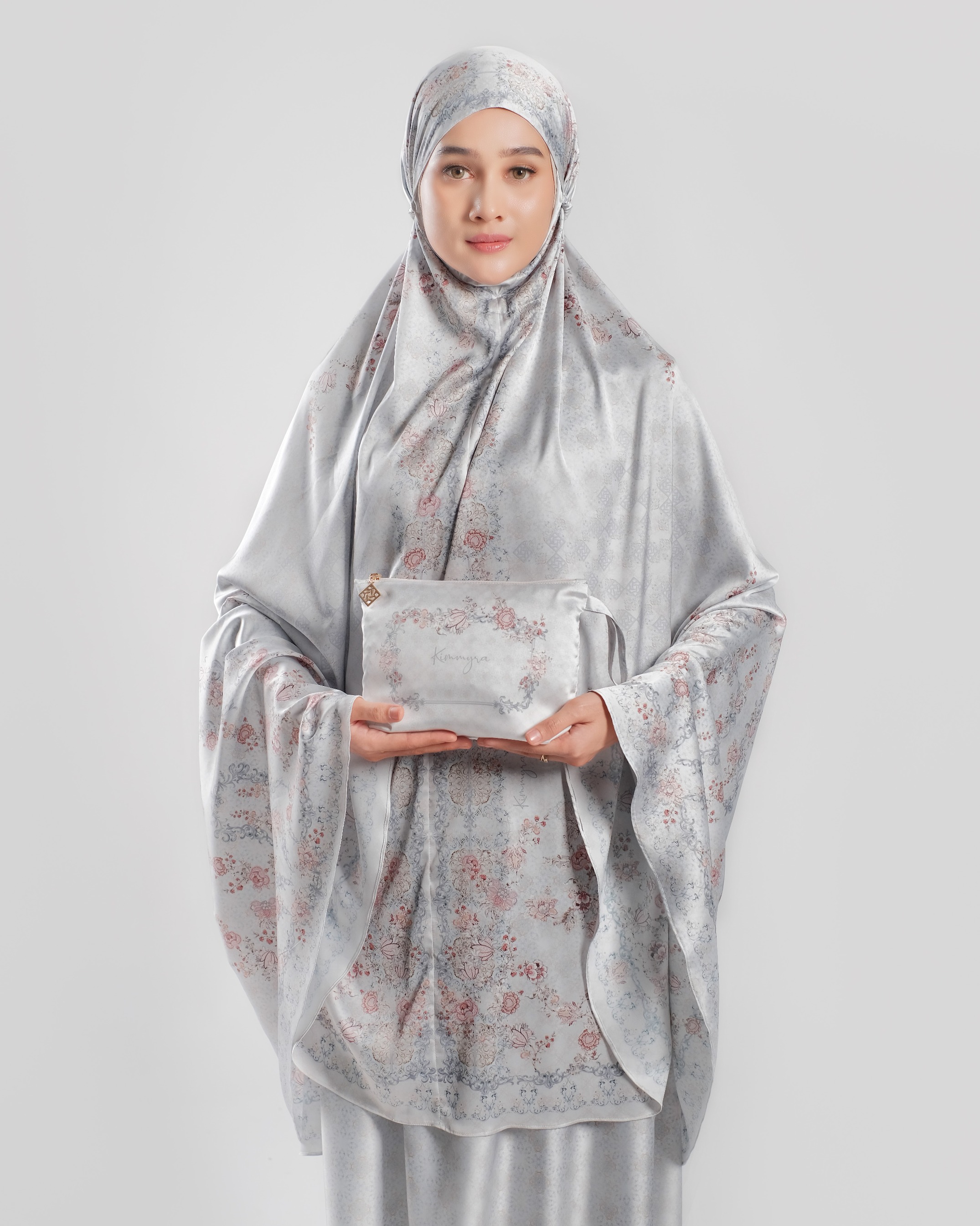 Riri Grey - Adult Prayer Robe