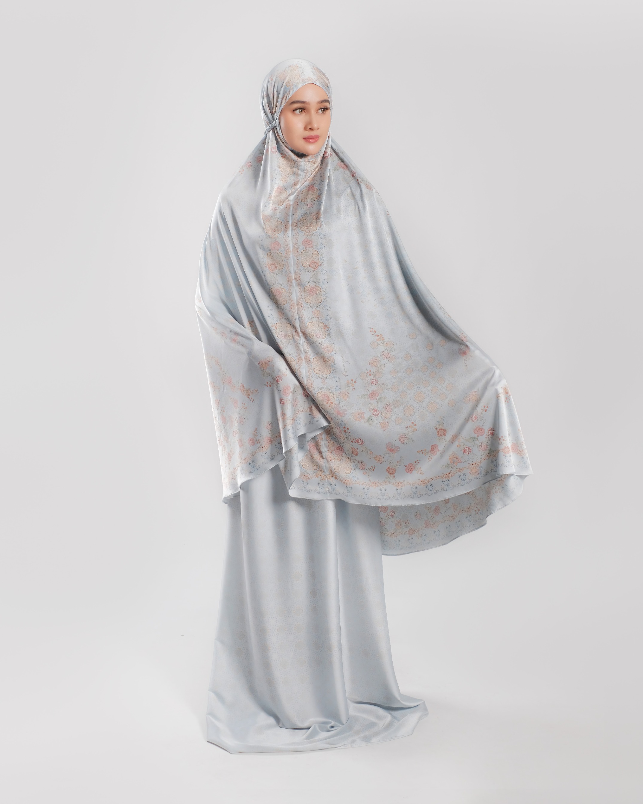 Riri Blue - Adult Prayer Robe