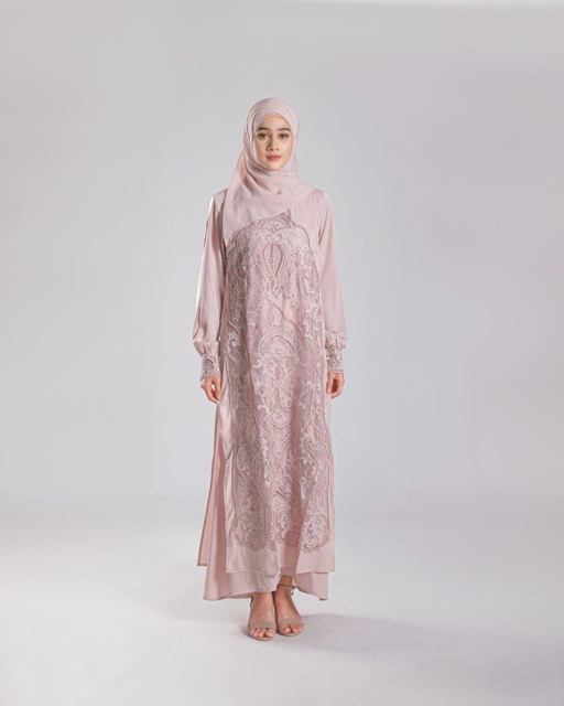 Image of Aila Dress - Dusty Pink
