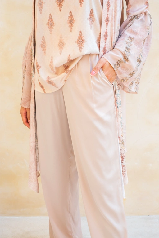 Image of Abreana Pant