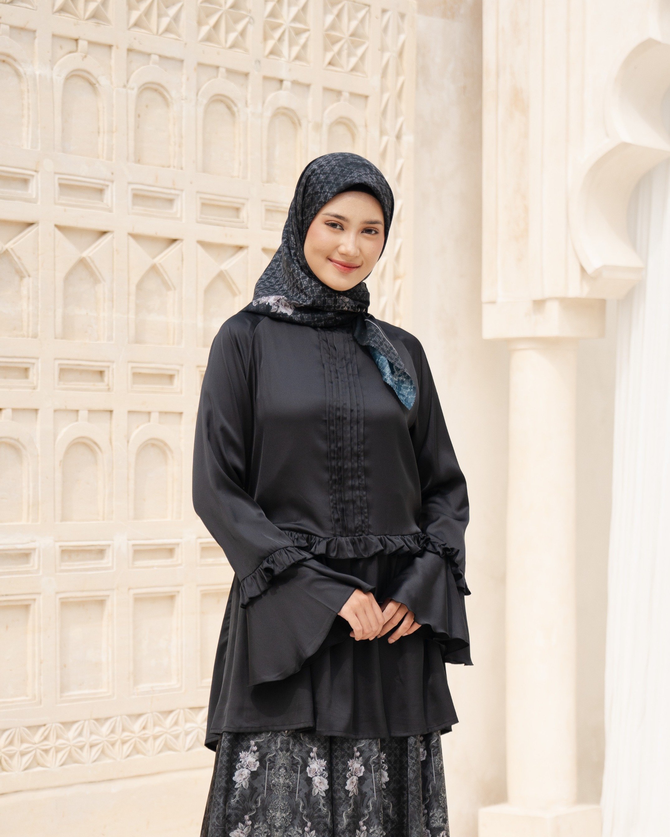 Alraisha Tunik - Black