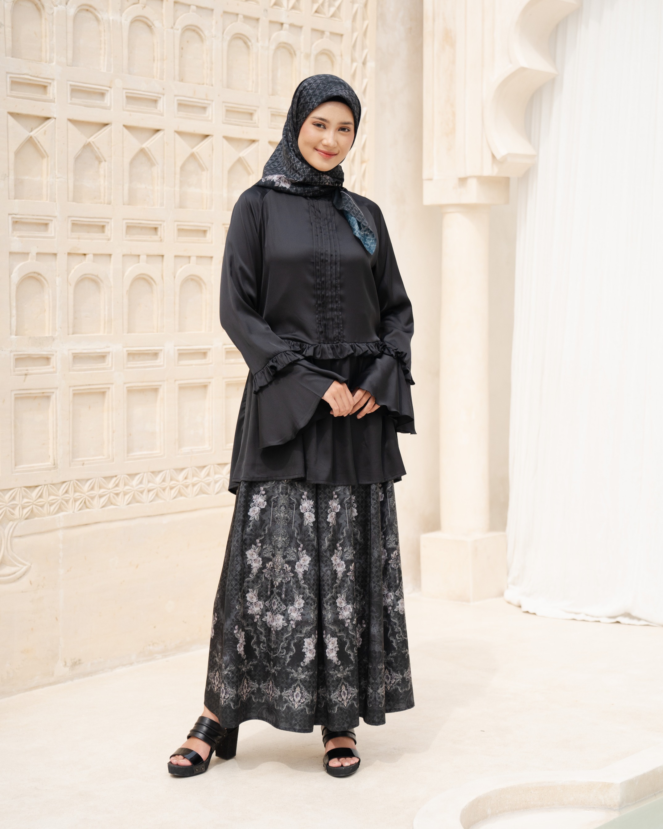 Azara Skirt - Black