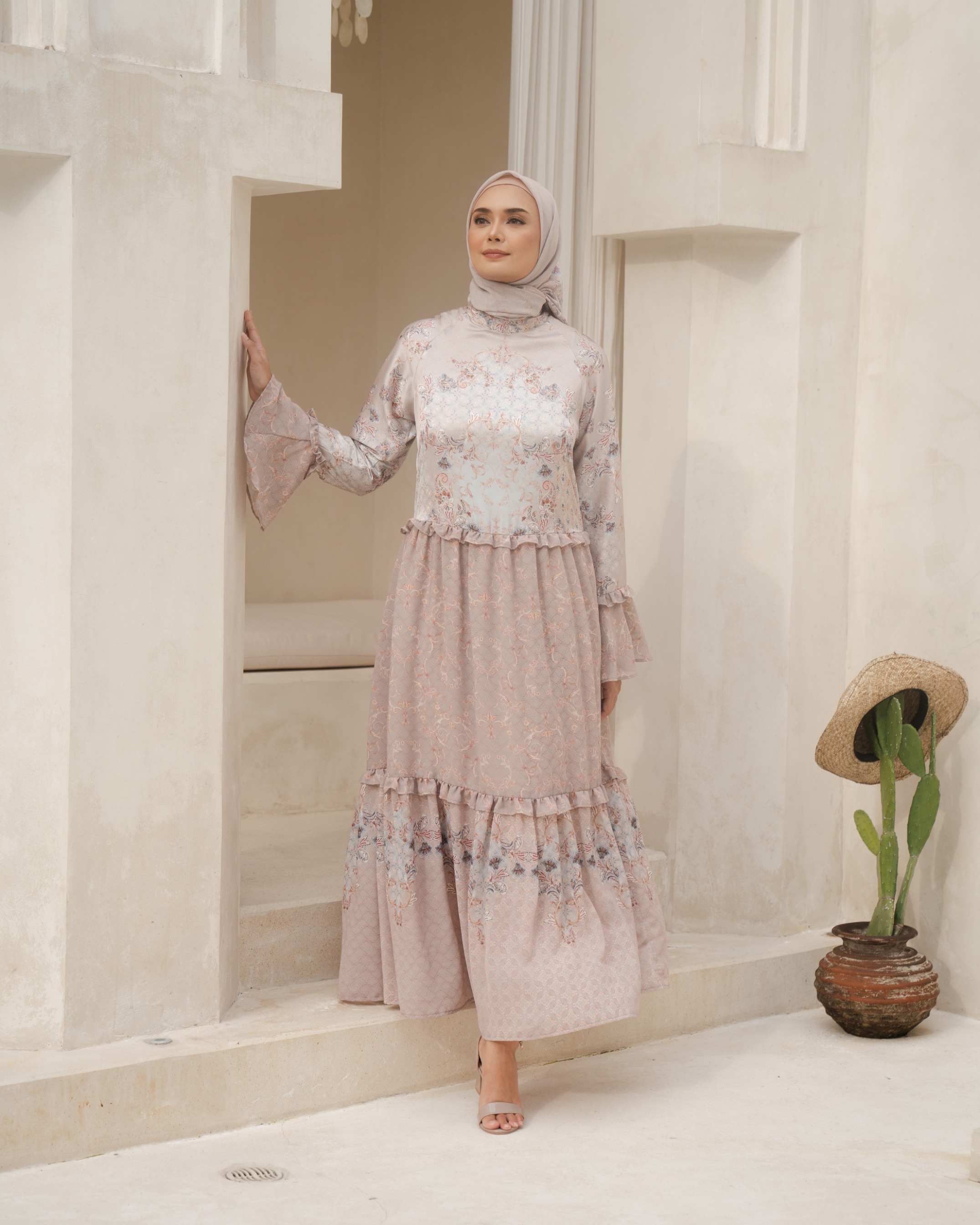 Enisa Dress - Tan