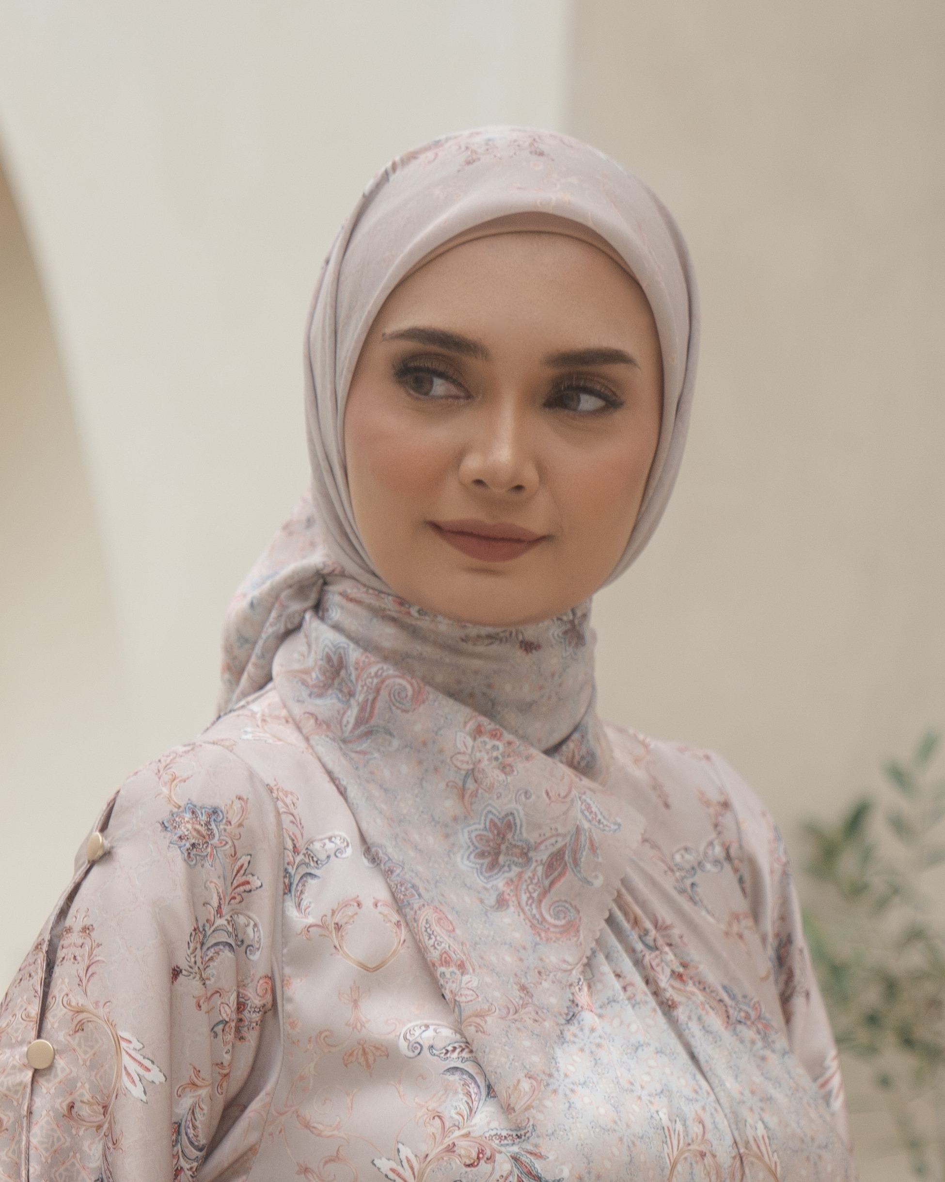 Riviera Breeze Scarf - Tan