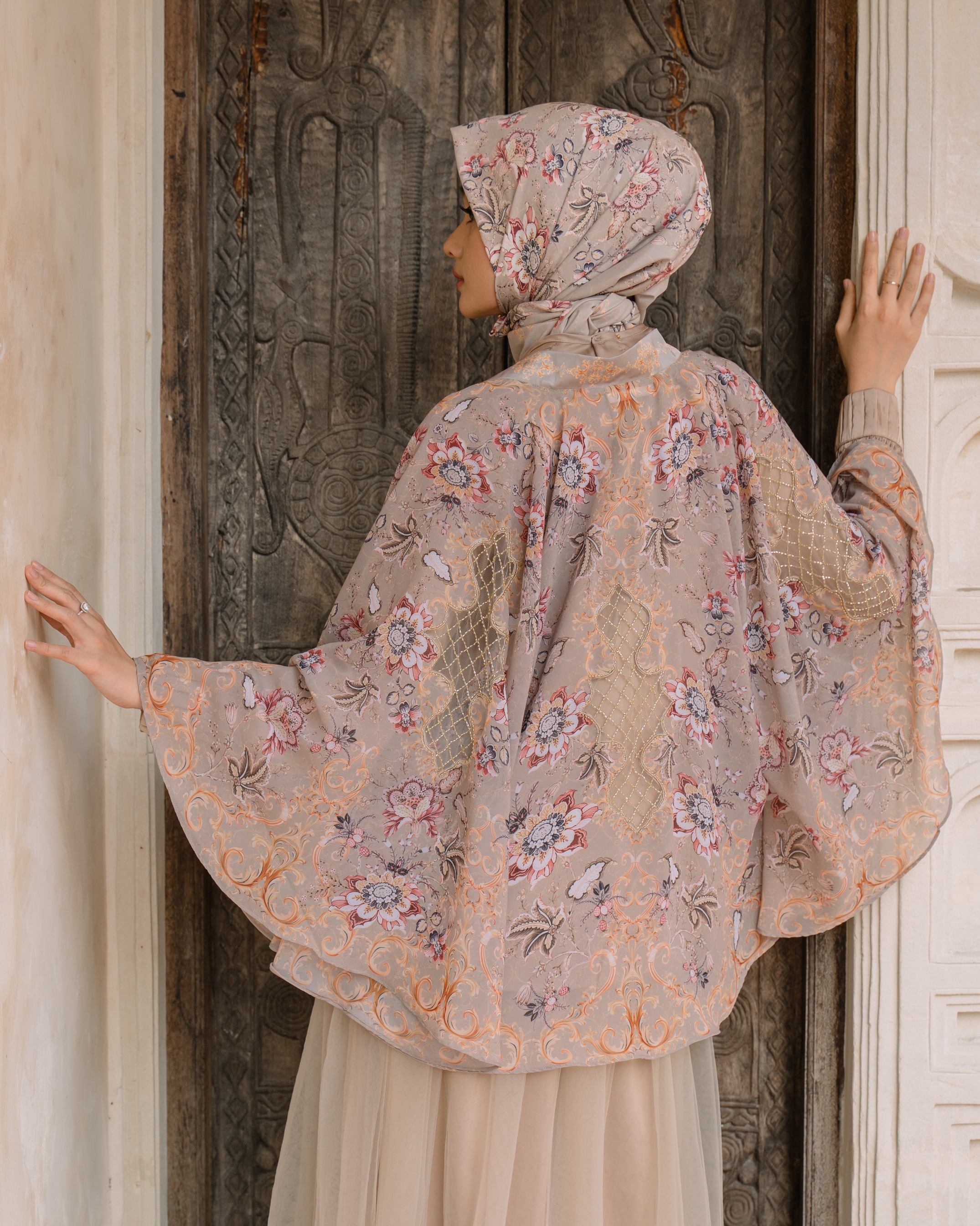 Farah Outer