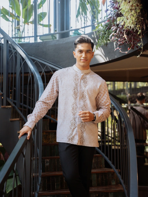 Image of Etra Men's Shirt