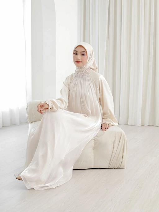 Image of Arsyila Dress - Cream