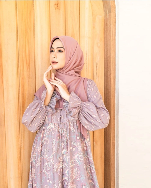 Image of Eshal - Elnara Dress Mushroom