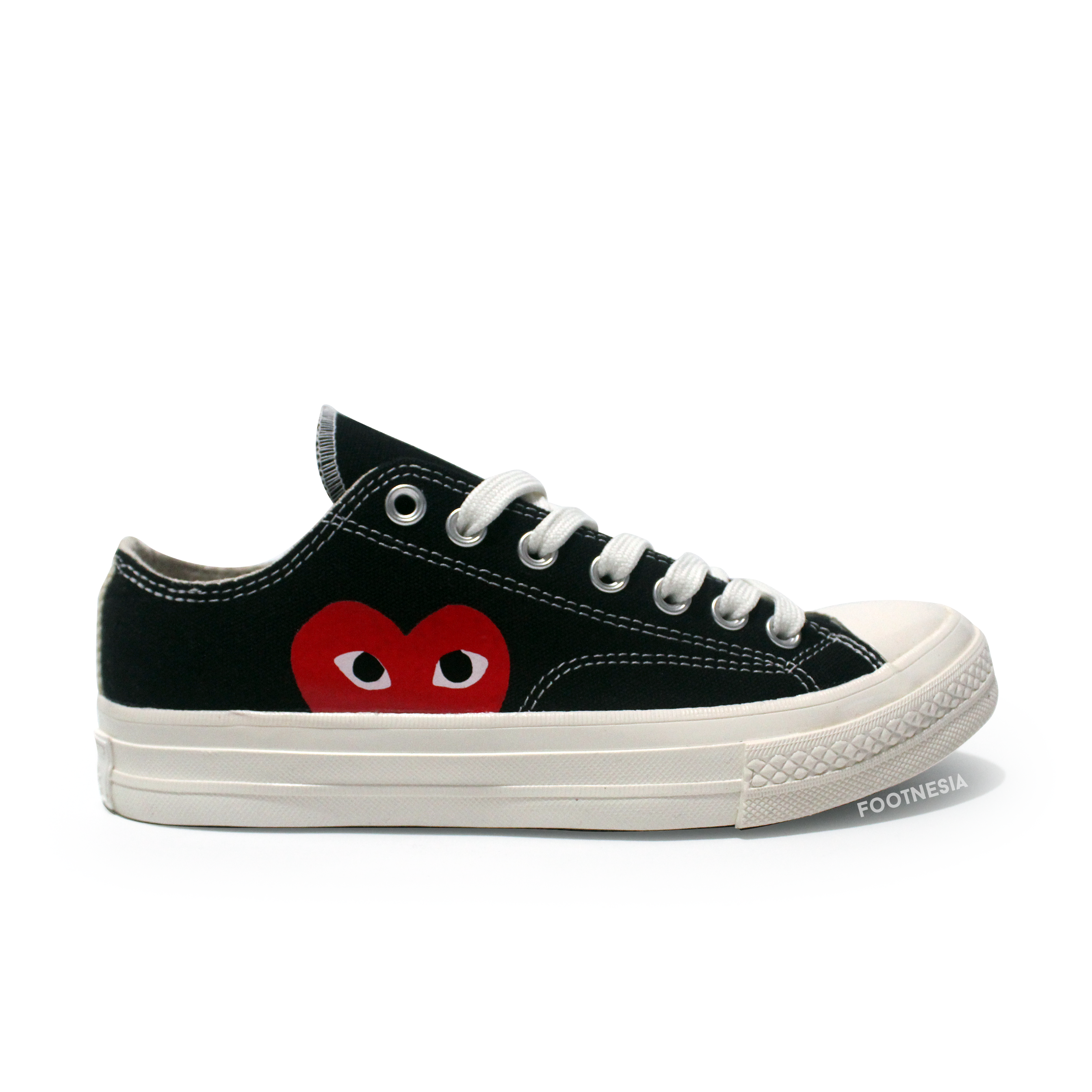 Converse Chuck Taylor x Comme des Garçons Play Black Low 