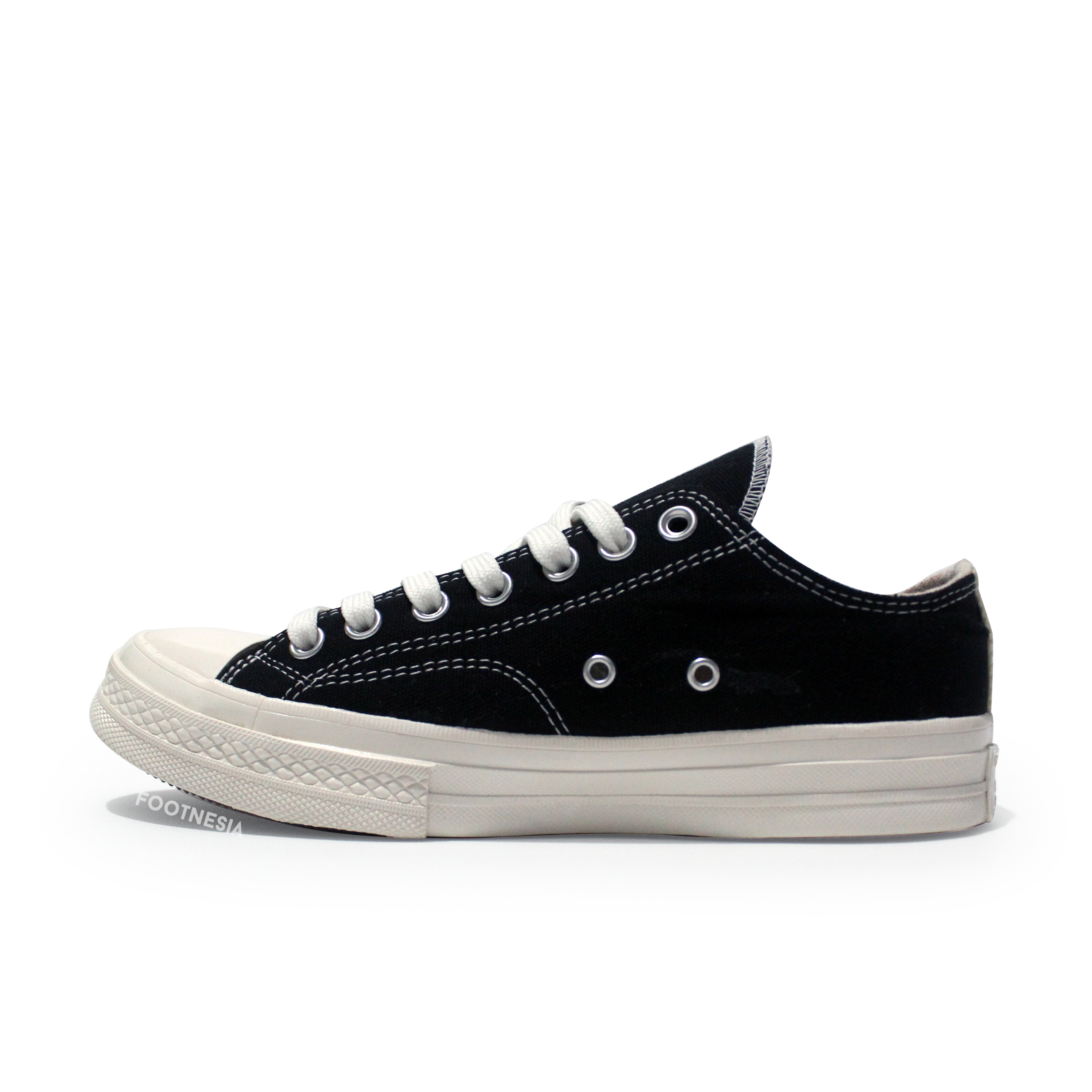 Converse Chuck Taylor x Comme des Garçons Play Black Low 