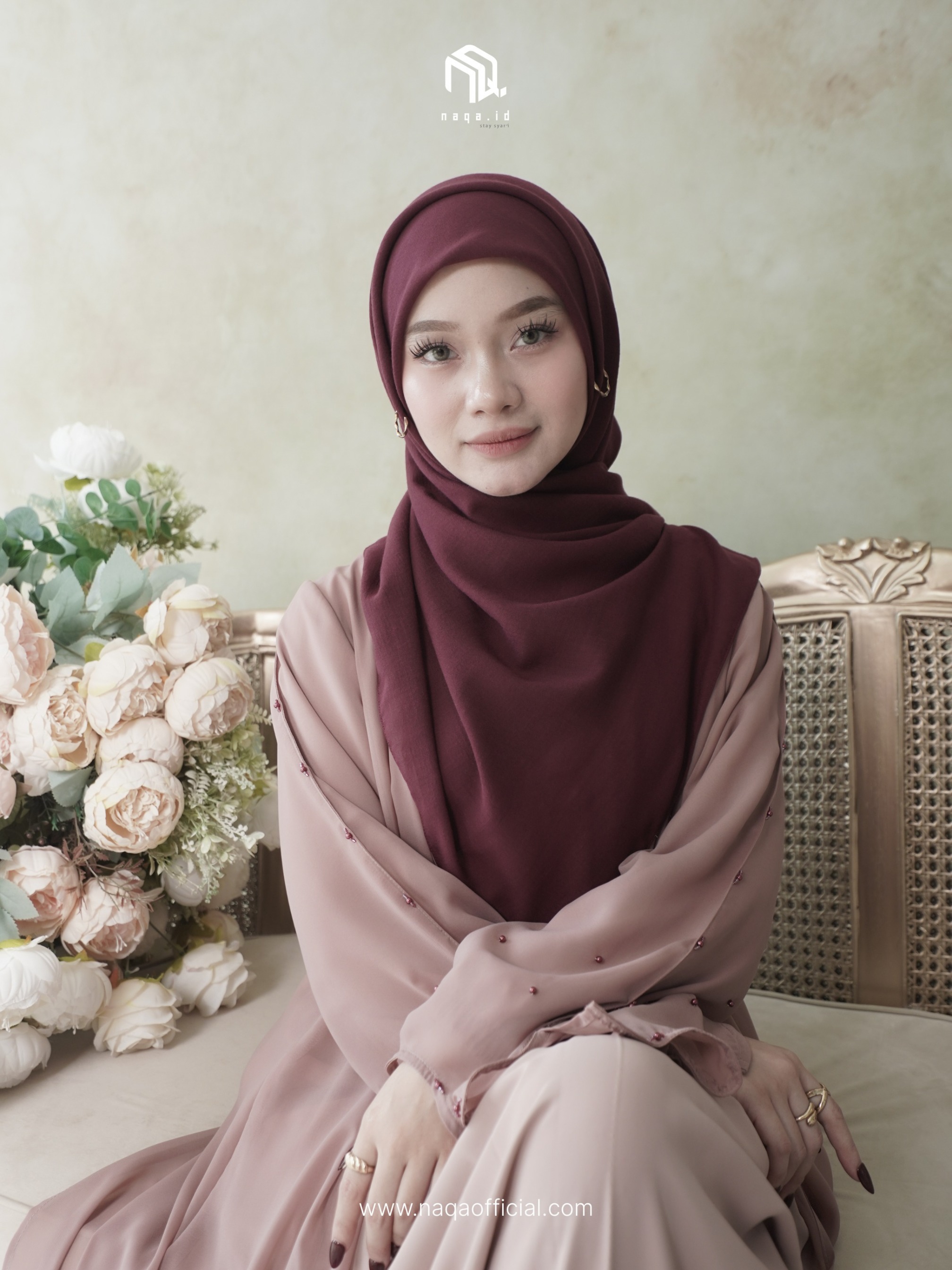 [READY STOCK] VALEEQA ABAYA - VELVET by naqa.id