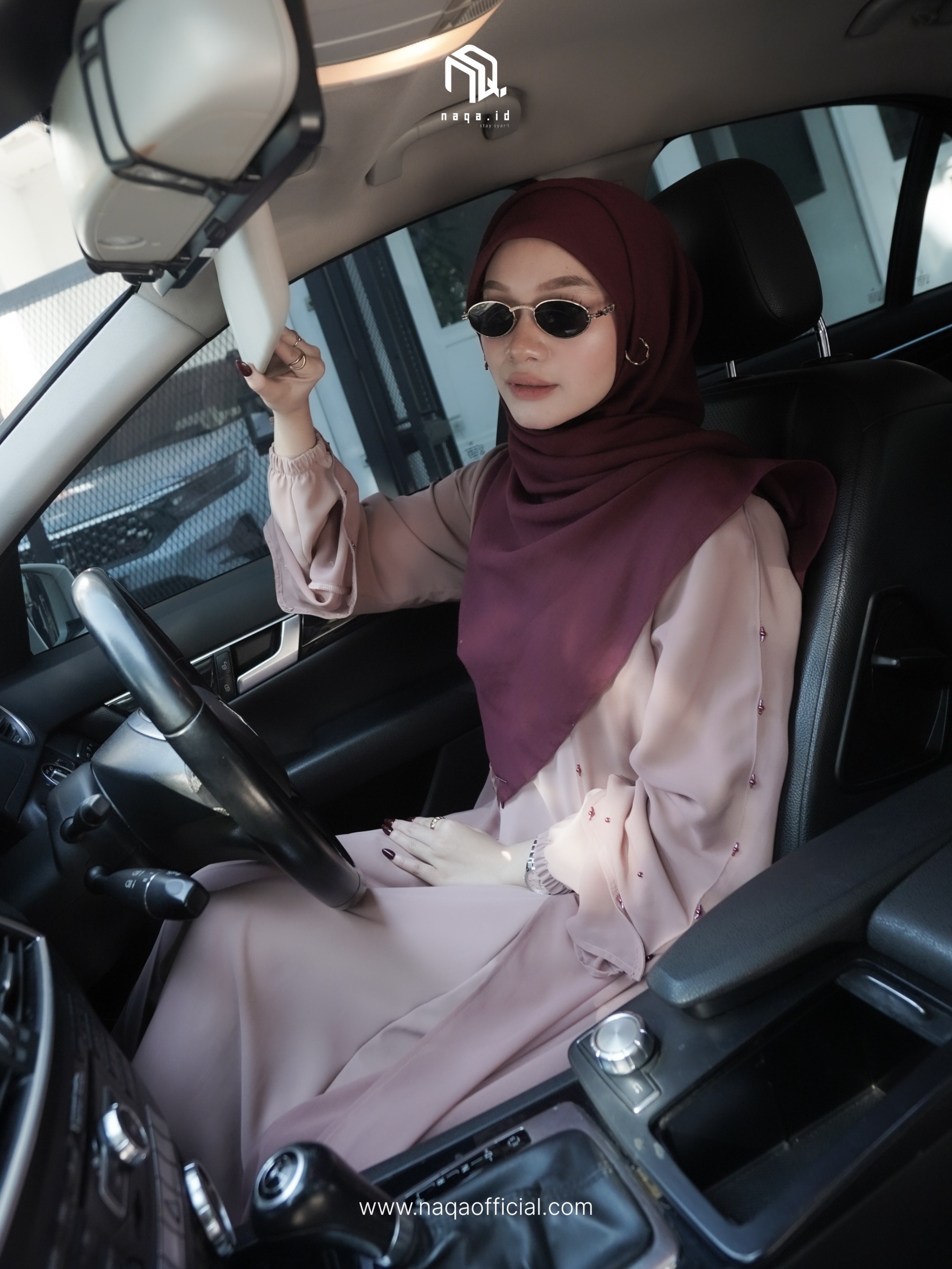 [READY STOCK] VALEEQA ABAYA - VELVET by naqa.id