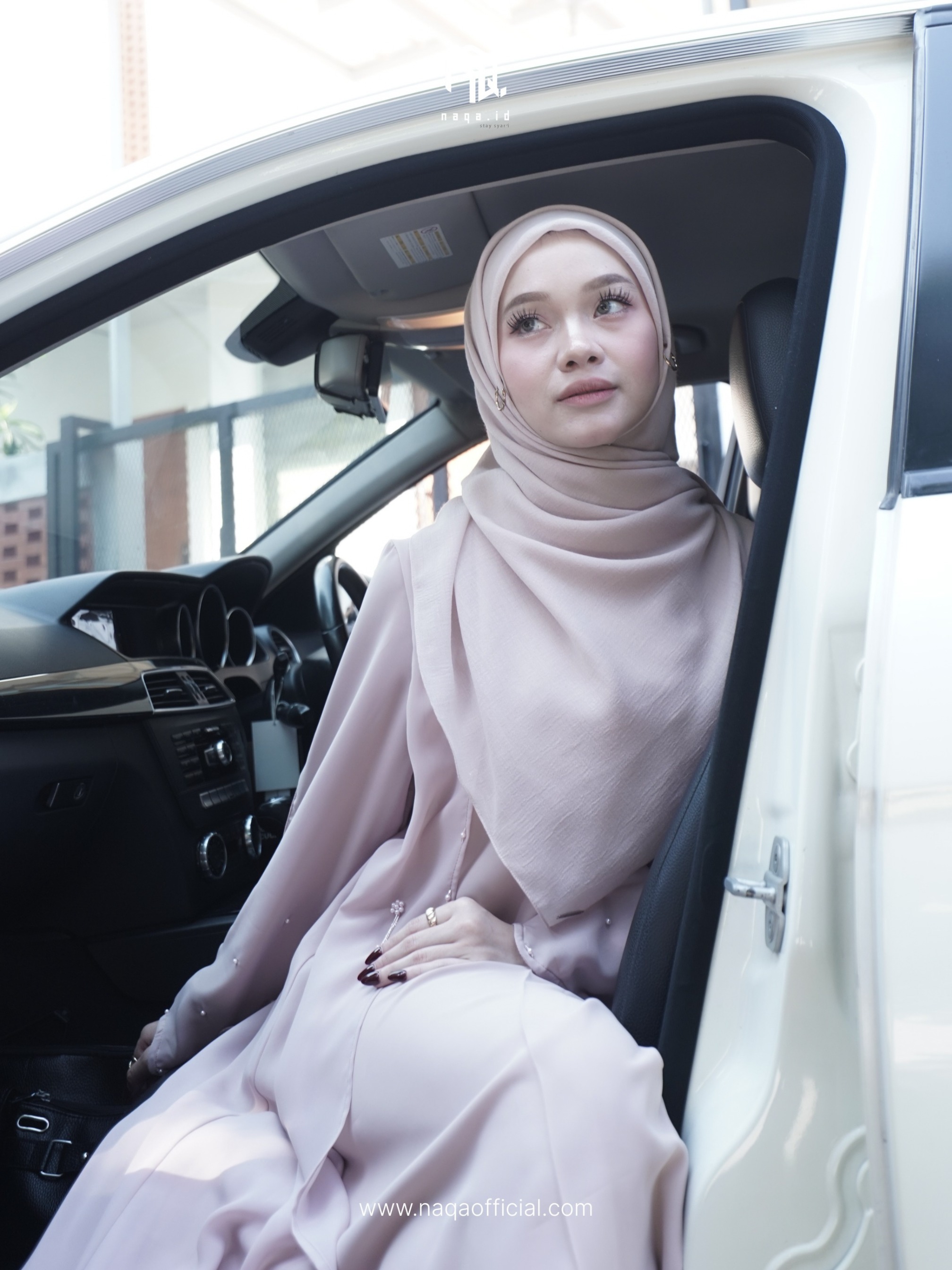 [READY STOCK] VALEEQA ABAYA - PETAL by naqa.id