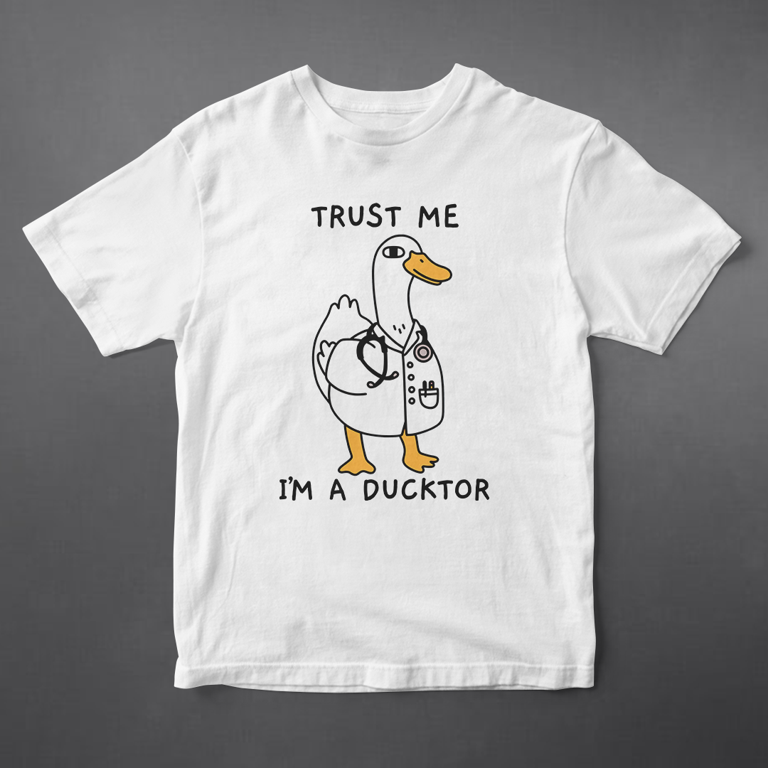 T-SHIRT - TRUST ME I'M A DUCKTOR