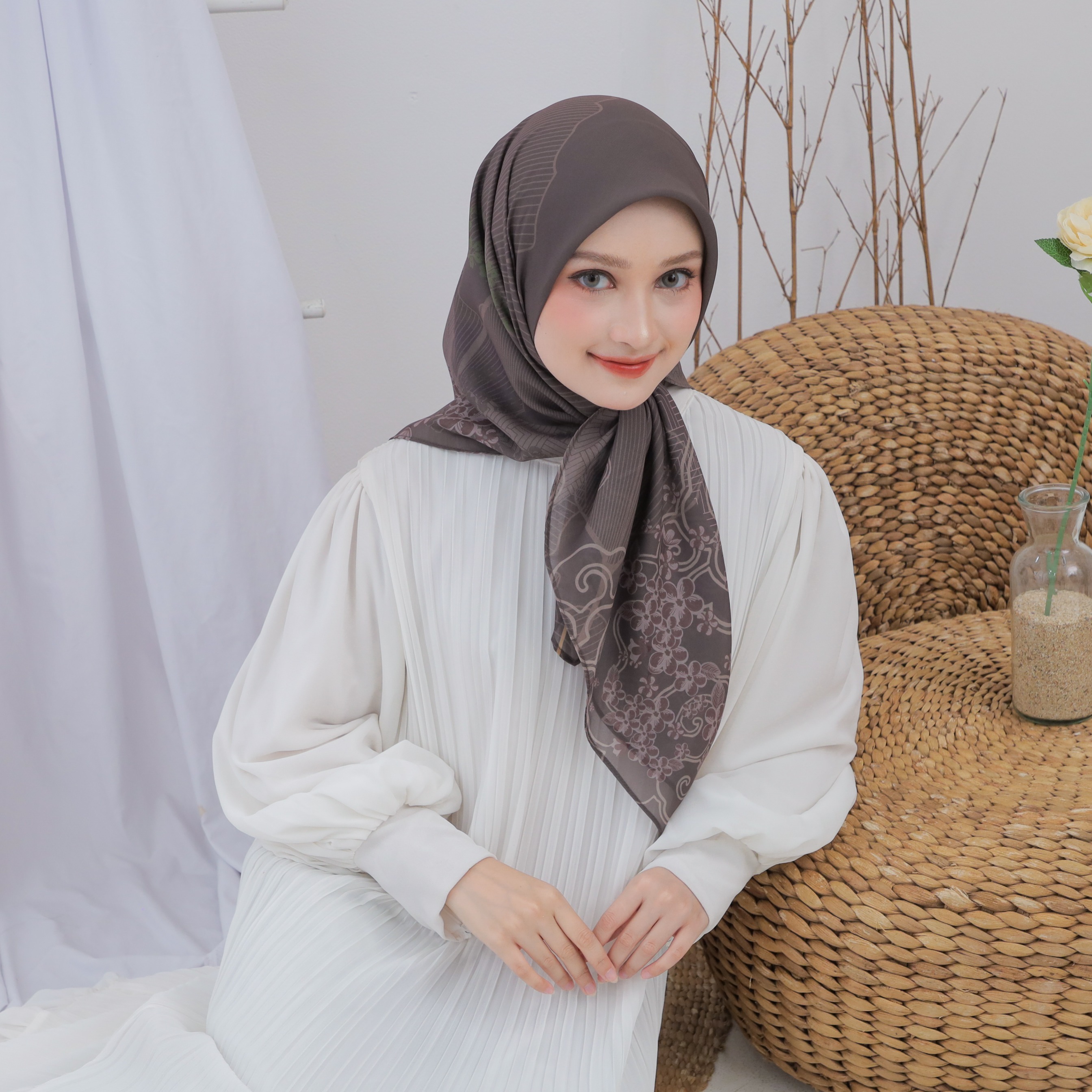 SCARF - WISTERIA FLORAL