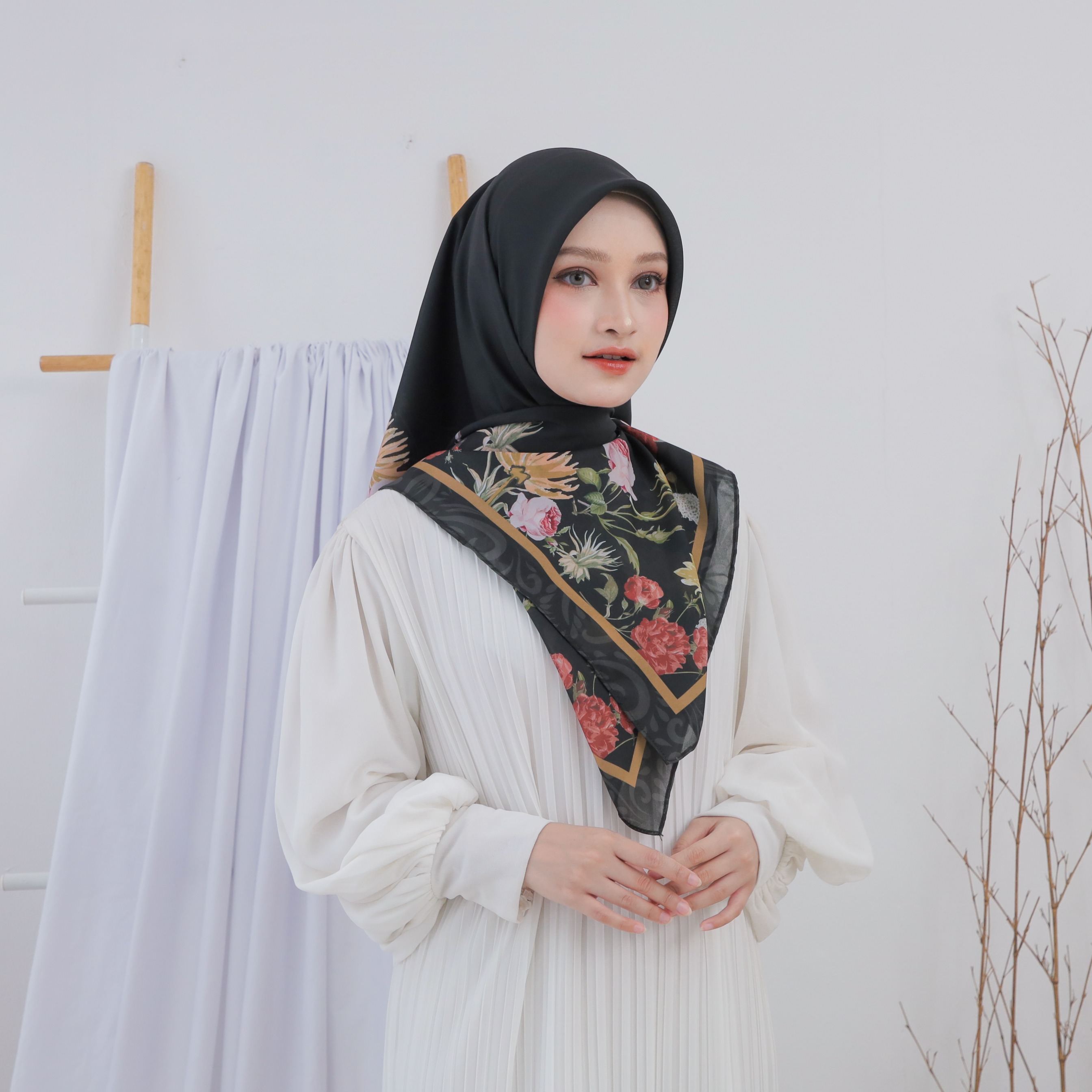 SCARF - ROSE ECLIPSE