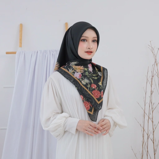 Image of SCARF - ROSE ECLIPSE
