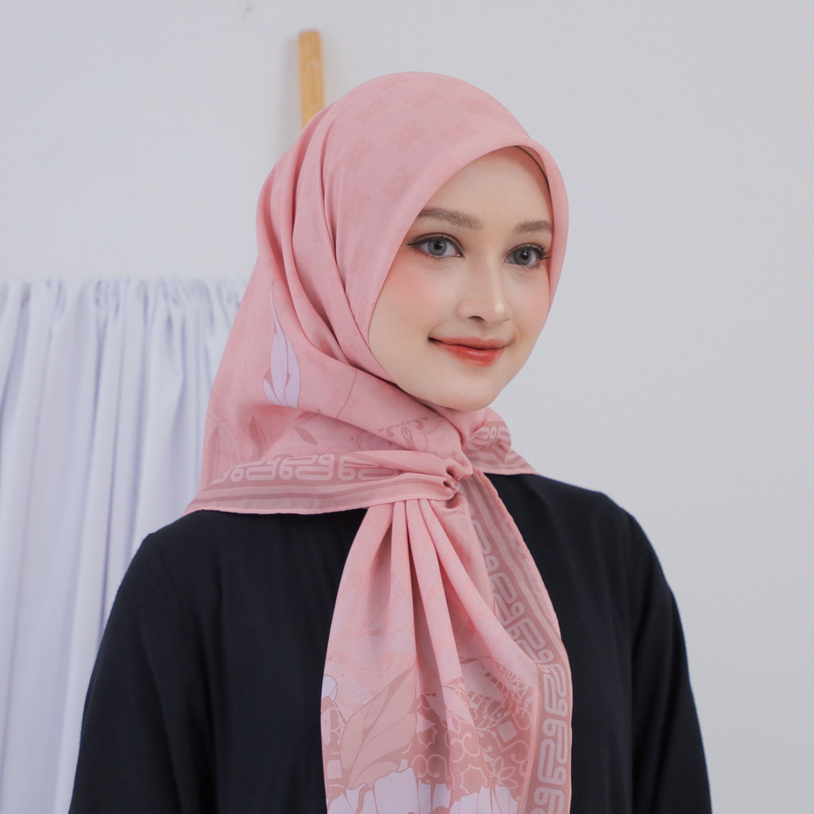 SCARF - ROSE PEONY