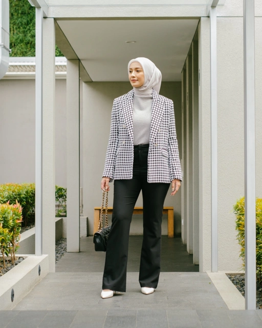 Image of Jona Pants Black