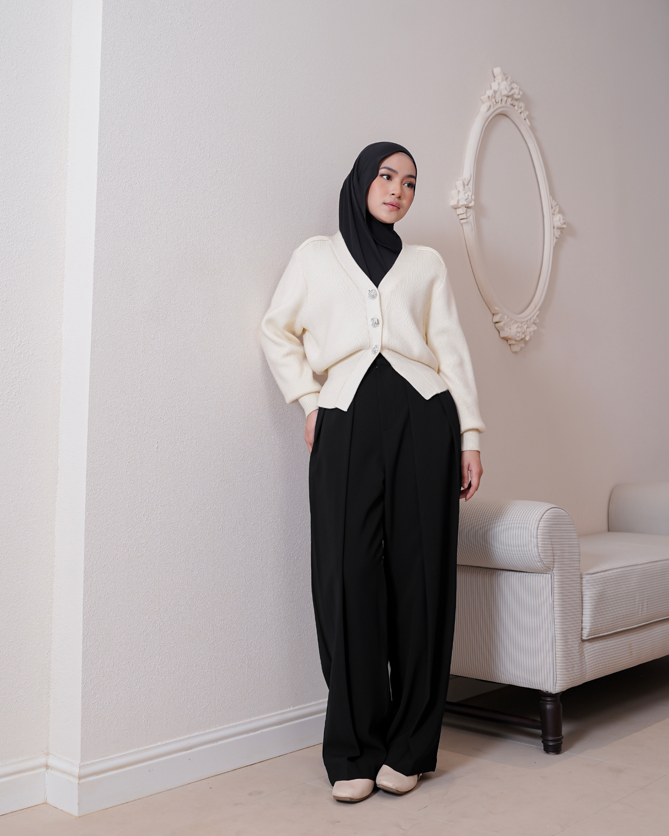 Levara Pants Black