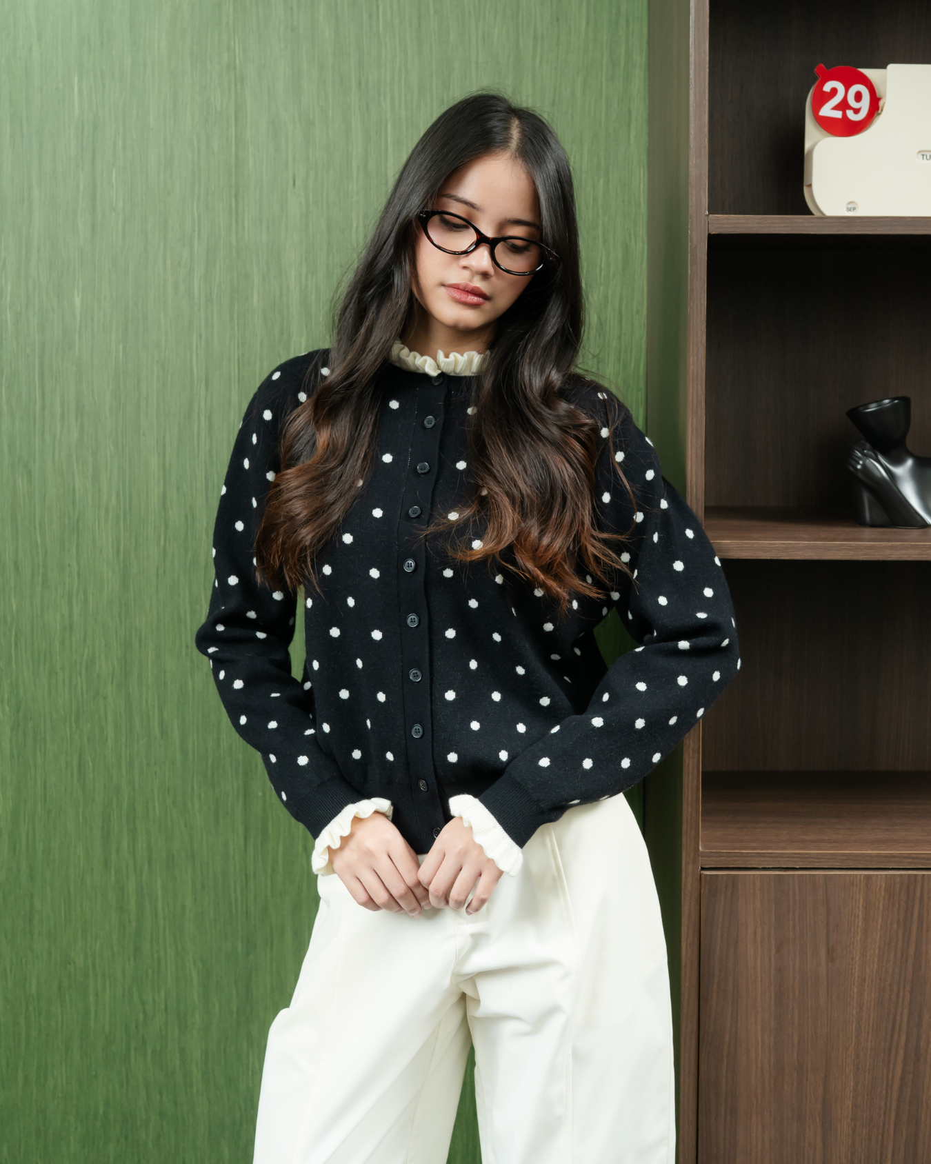 Lowie Ruffle Polka Black