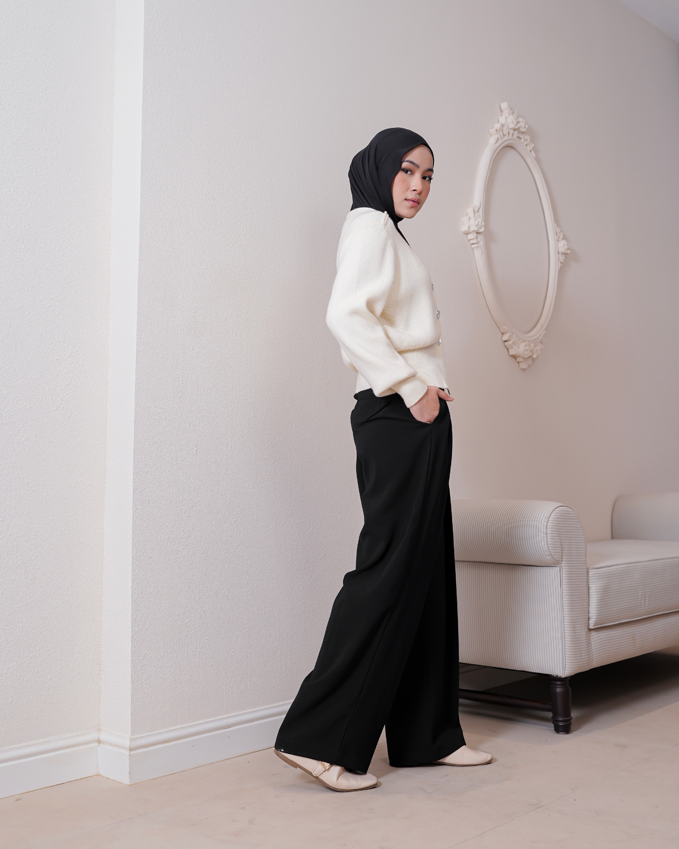 Levara Pants Black