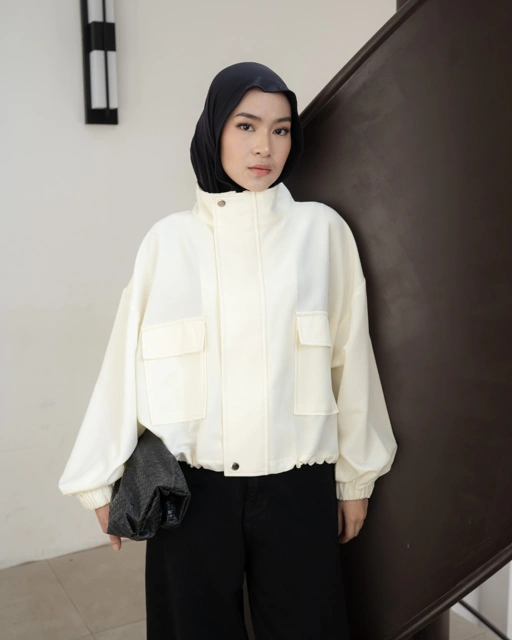 Claude Outer Ivory