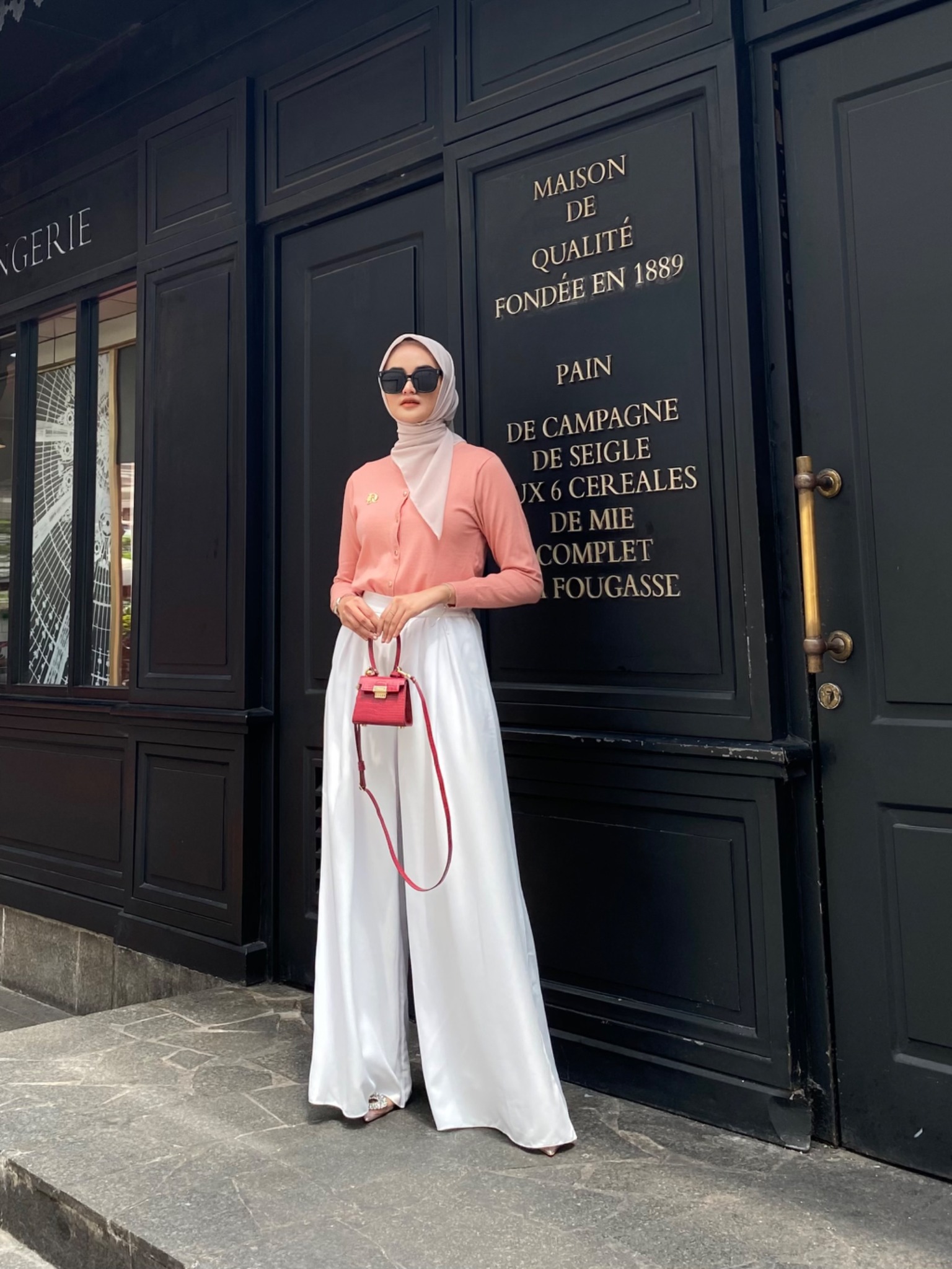 Reject Sale Meisy Pants Off White