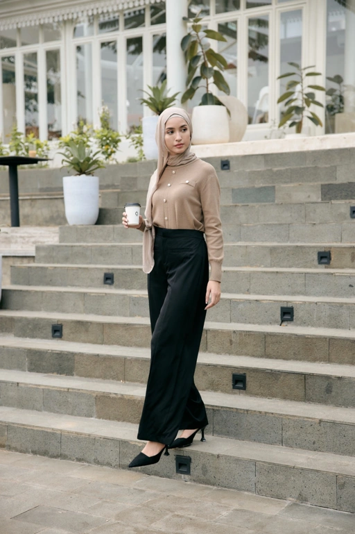 Image of Reject Sale Arumi Pants