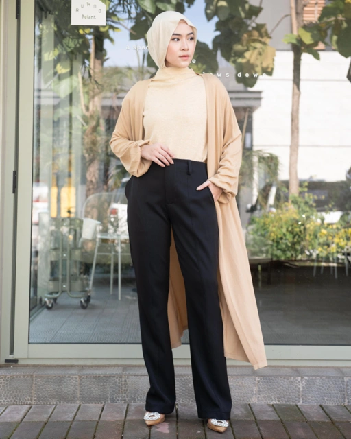 Image of Jane Flared Pants Black