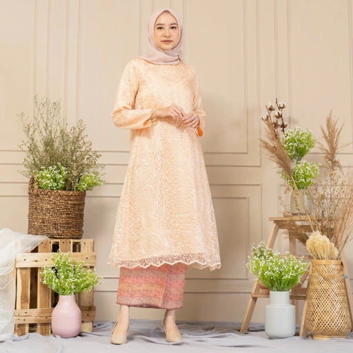 Image of Clemira Tunik Batch 1 Ivory
