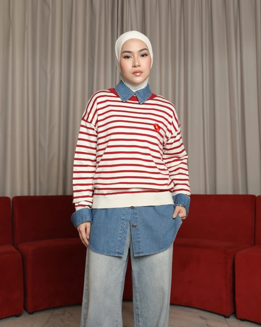 Image of Lova Bloom Knit Cherry