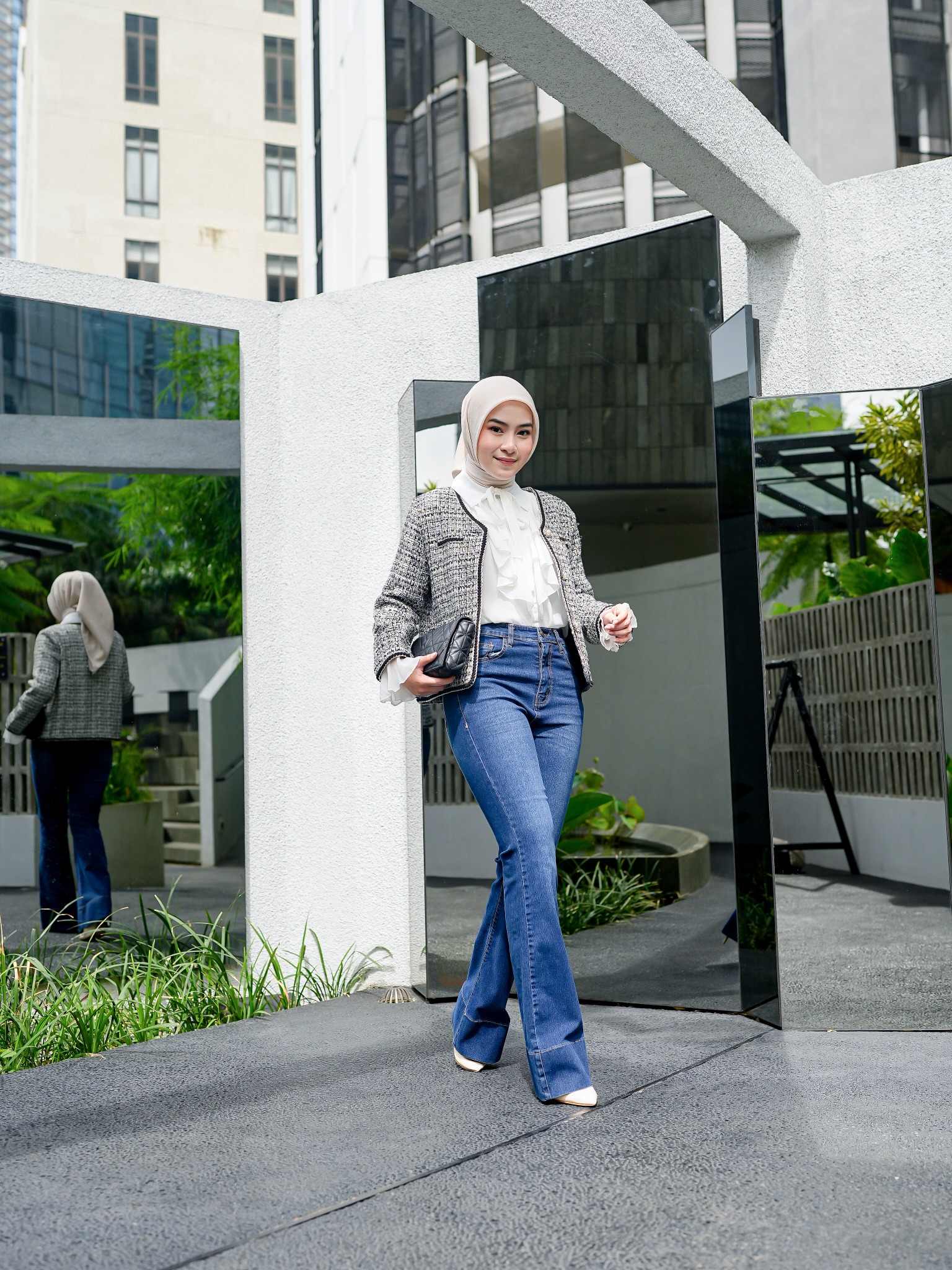 Reject Sale Danila Flared Jeans