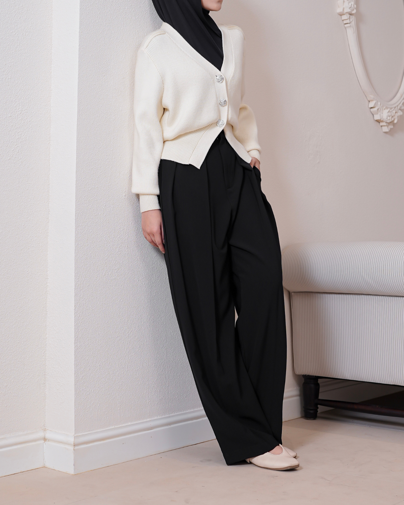 Levara Pants Black