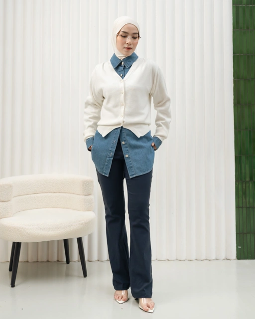 Image of Alana Pants Blue Denim