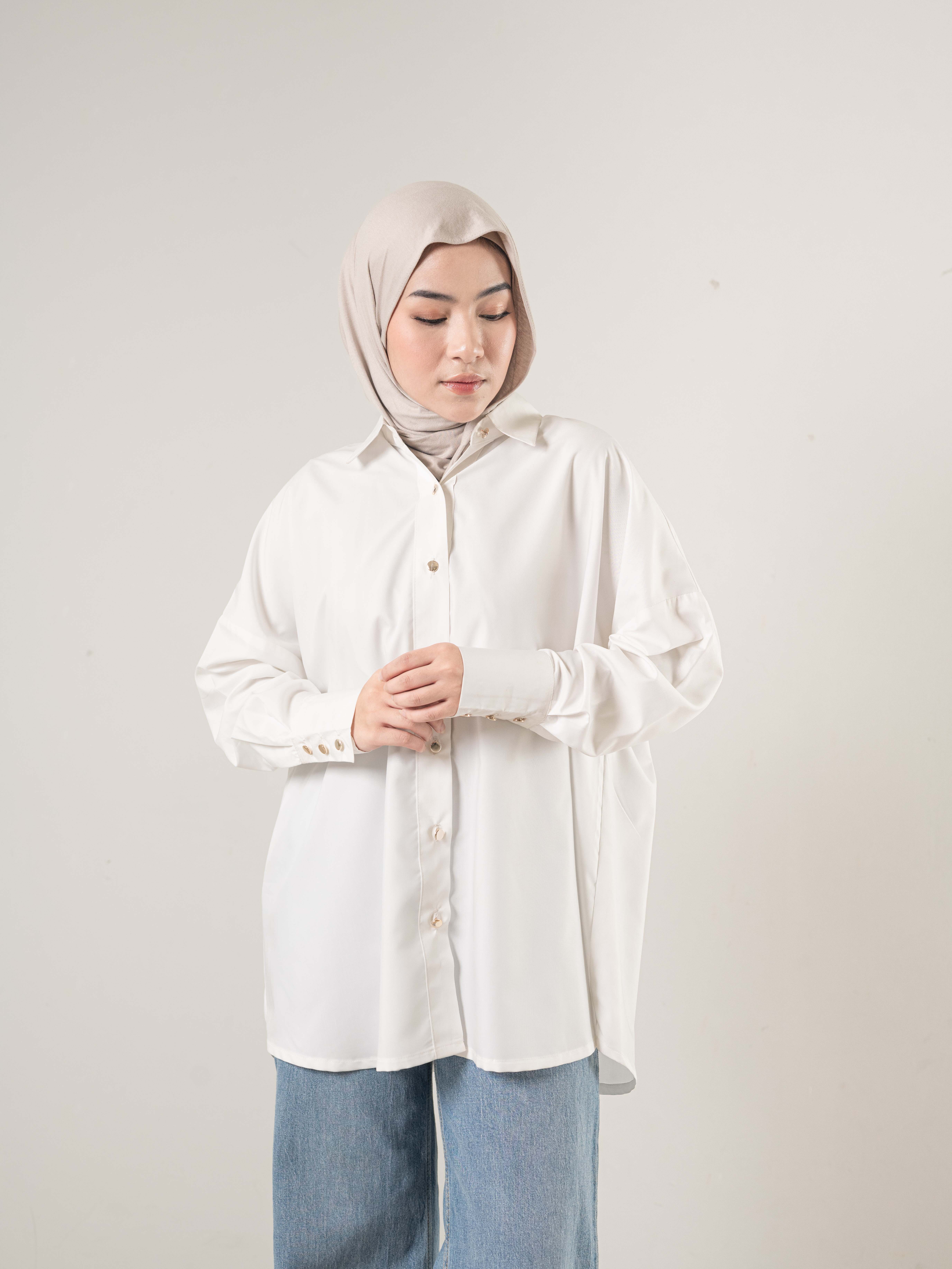 Reject Sale Leona Shirt