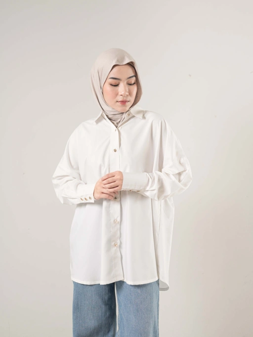 Image of Reject Sale Leona Shirt