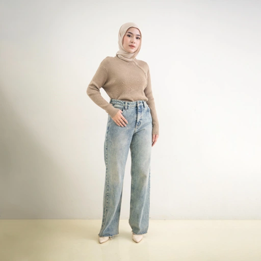 Image of Eiden Sweater