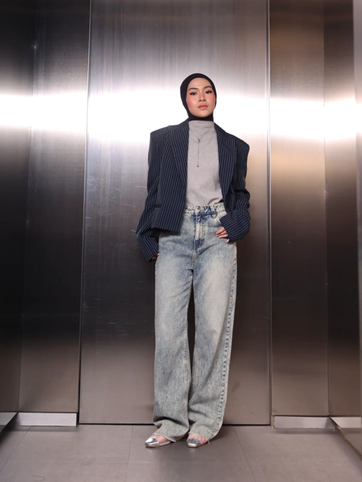 Image of Zowie Halfwide Jeans Washed Tint