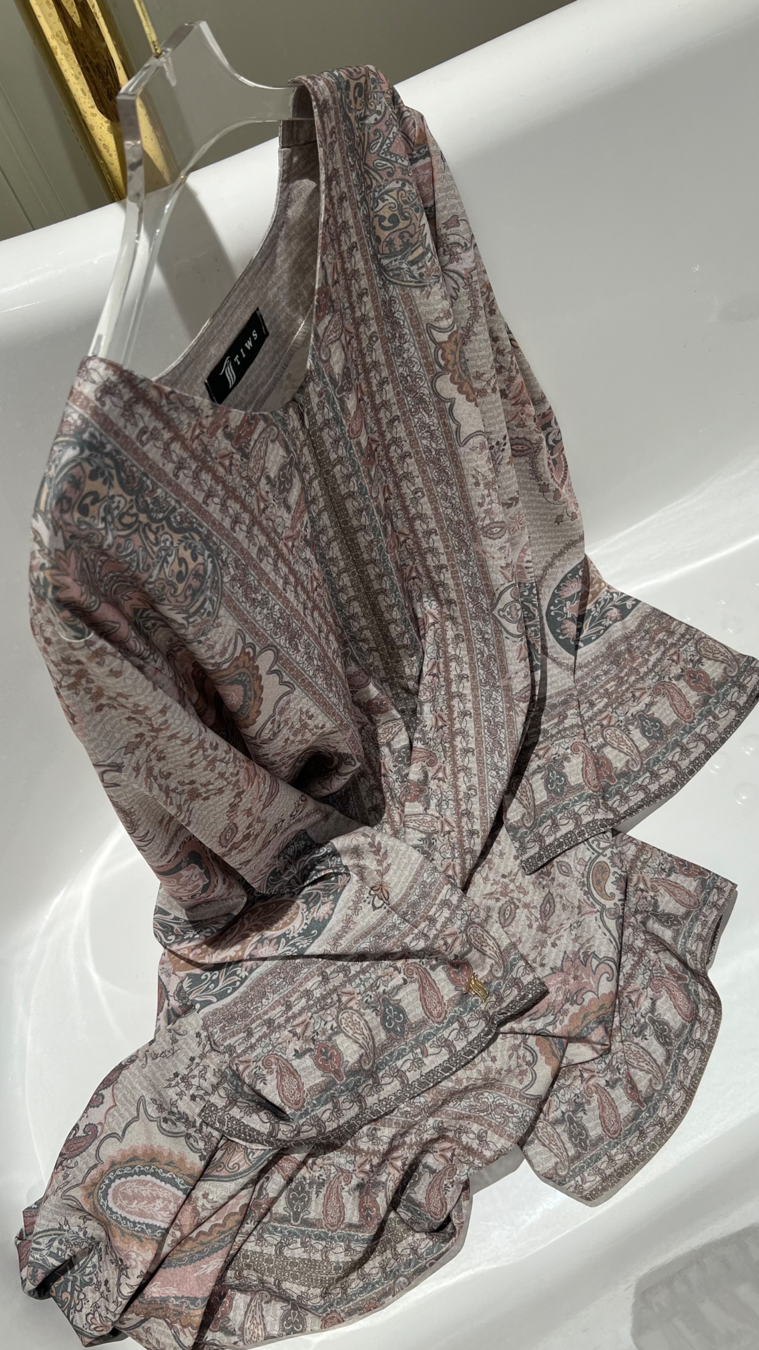 Ready Stock Zehra Abaya in Almond