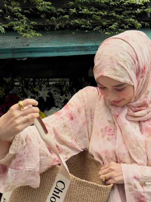 Image of Elyseen Pashmina Pattern