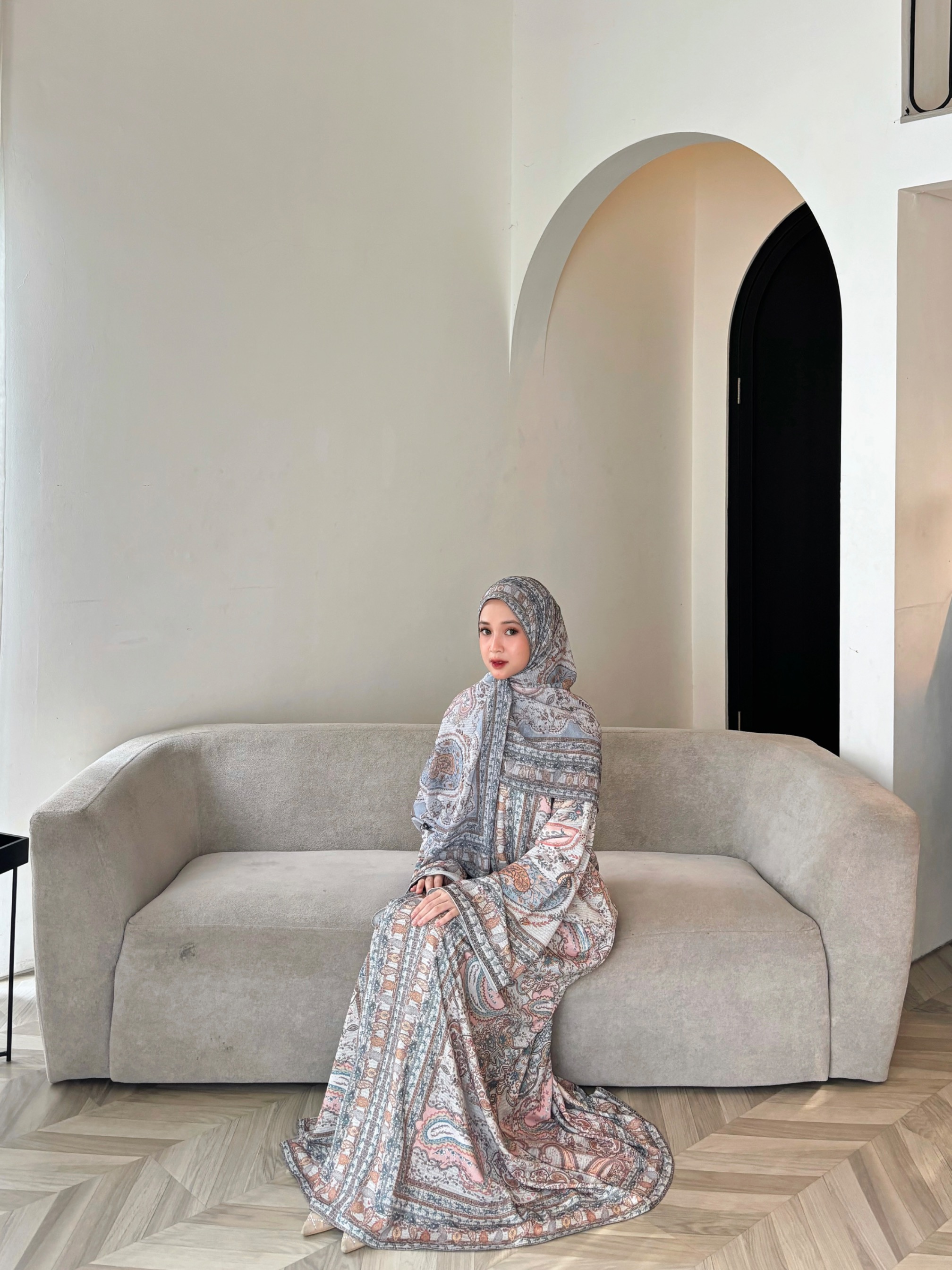 Ready Stock Zehra Abaya in Blue Haze