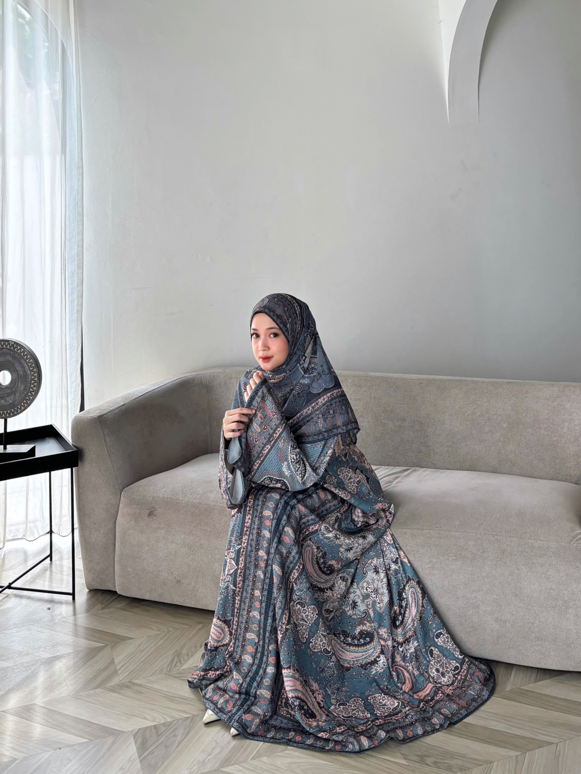 Ready Stock Zehra Abaya in Denim Teal