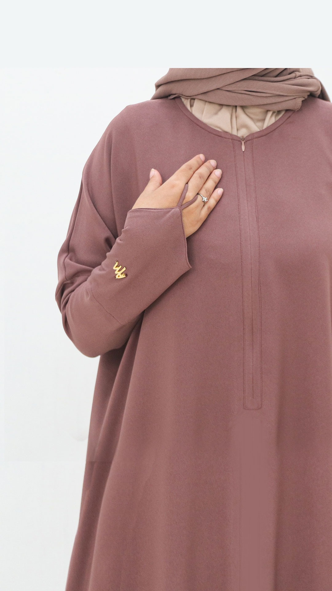 Khaira Abaya for Umrah