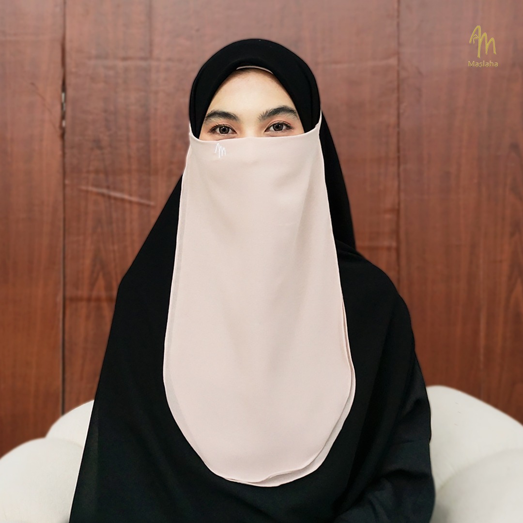 Niqab Tali Logo M