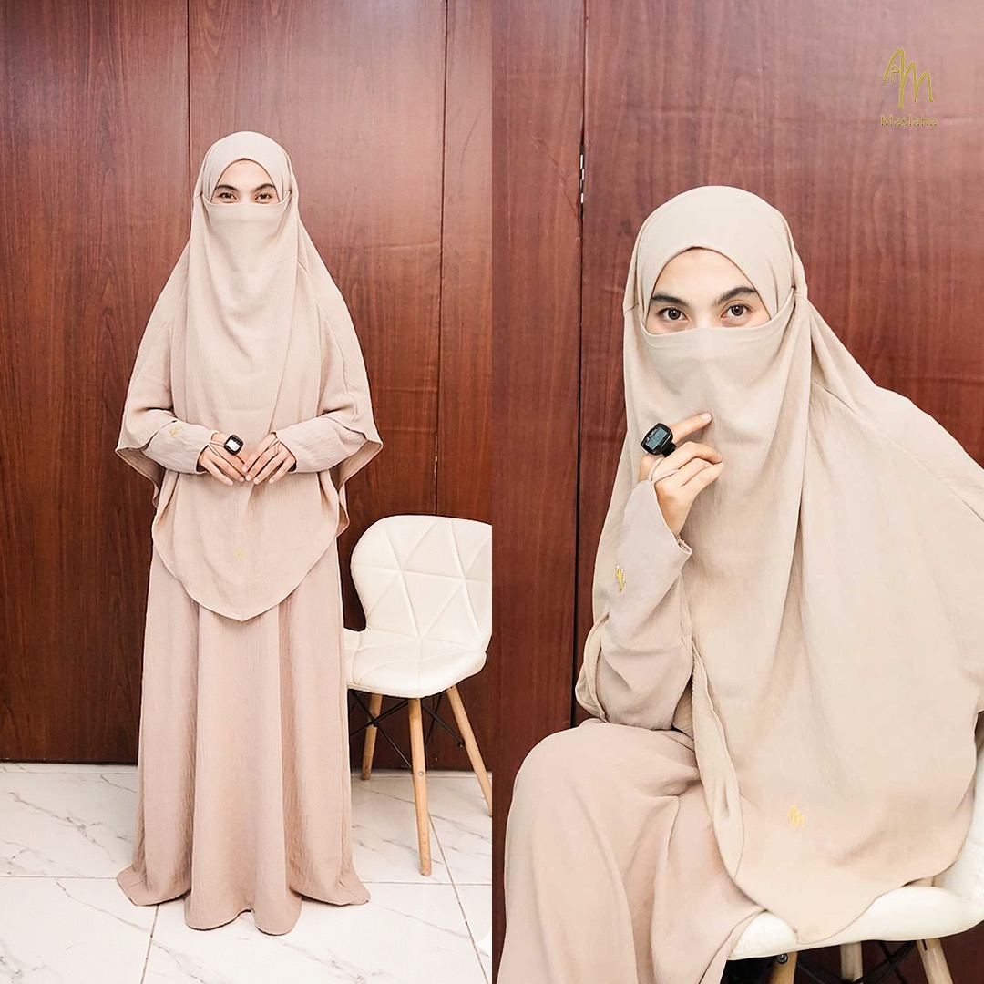 Safwa Basic Abaya For Umrah