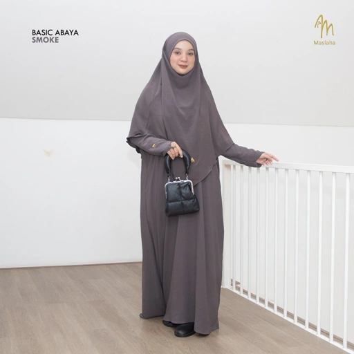 Image of Safwa Basic Abaya For Umrah