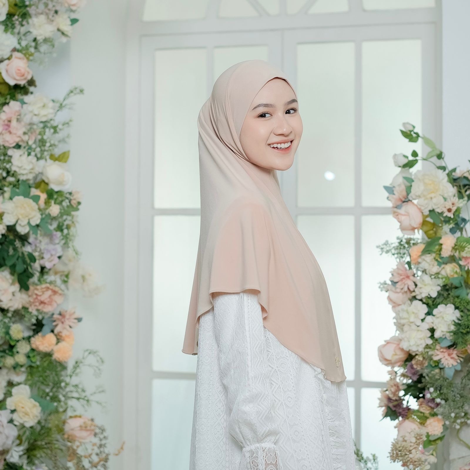 Instant Aqeela