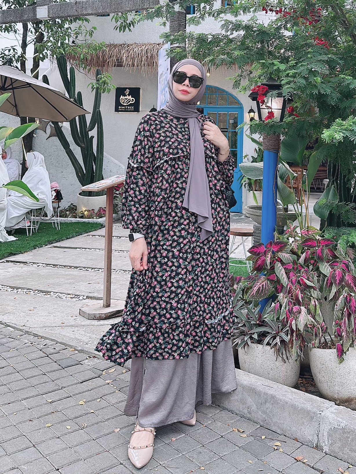 Arumi Midi Dress by Fhanza Project